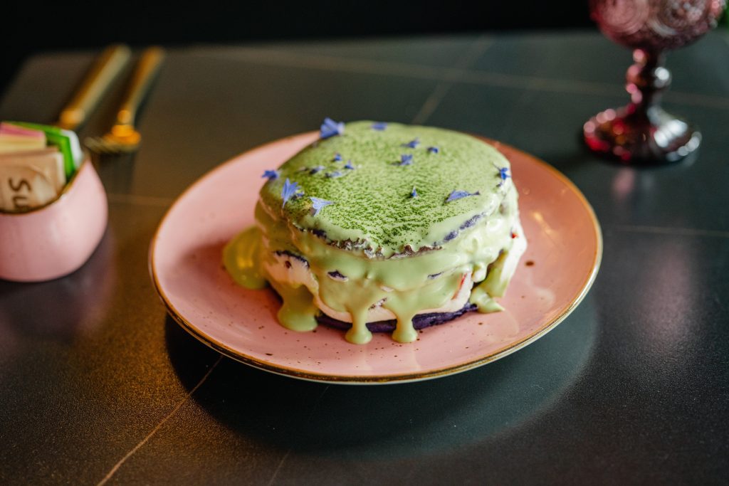 "Rise and Shine" in style at the Gaslamp's funky new breakfast spot 6th & G