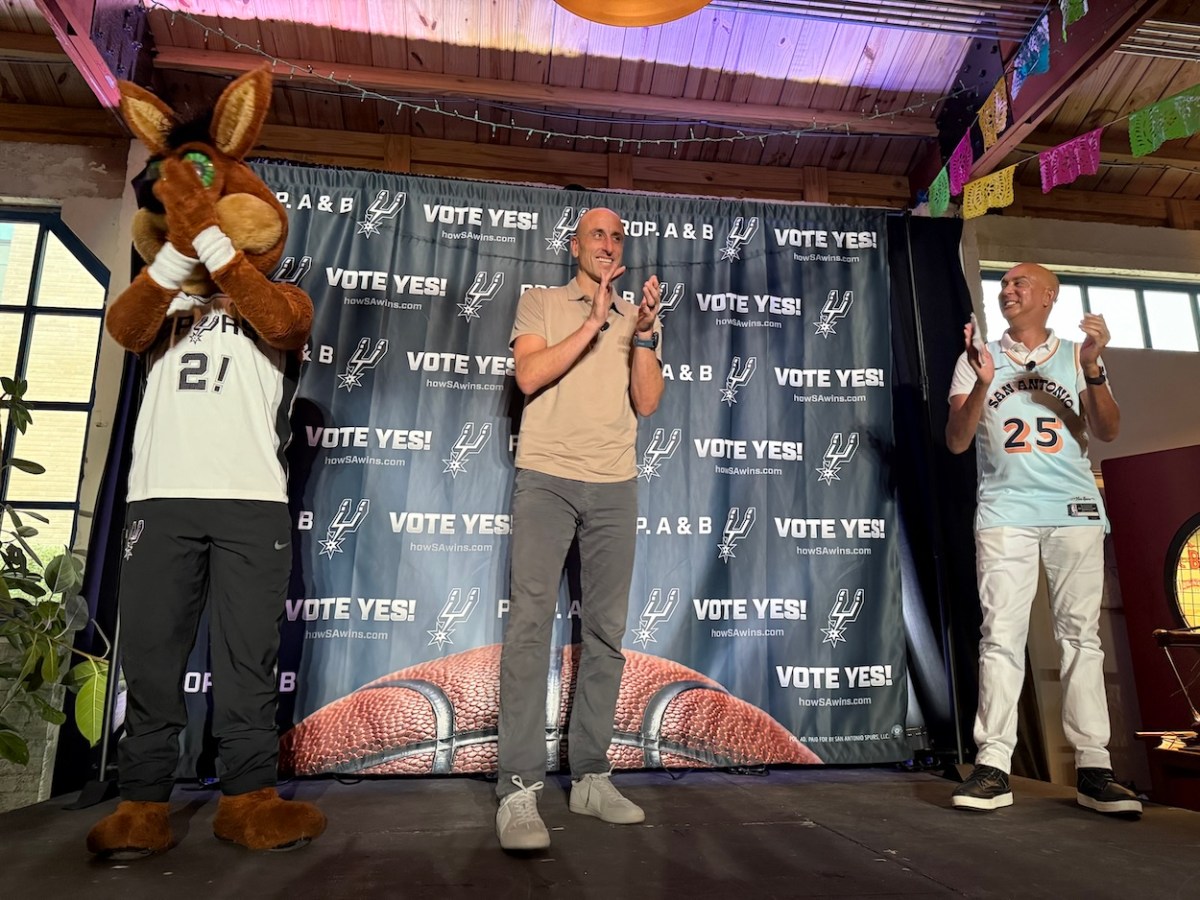 San Antonio Spurs to host final rally next week head of arena vote