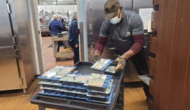 Meals on Wheels San Antonio to suspend meal delivery services for hundreds due to funding cut