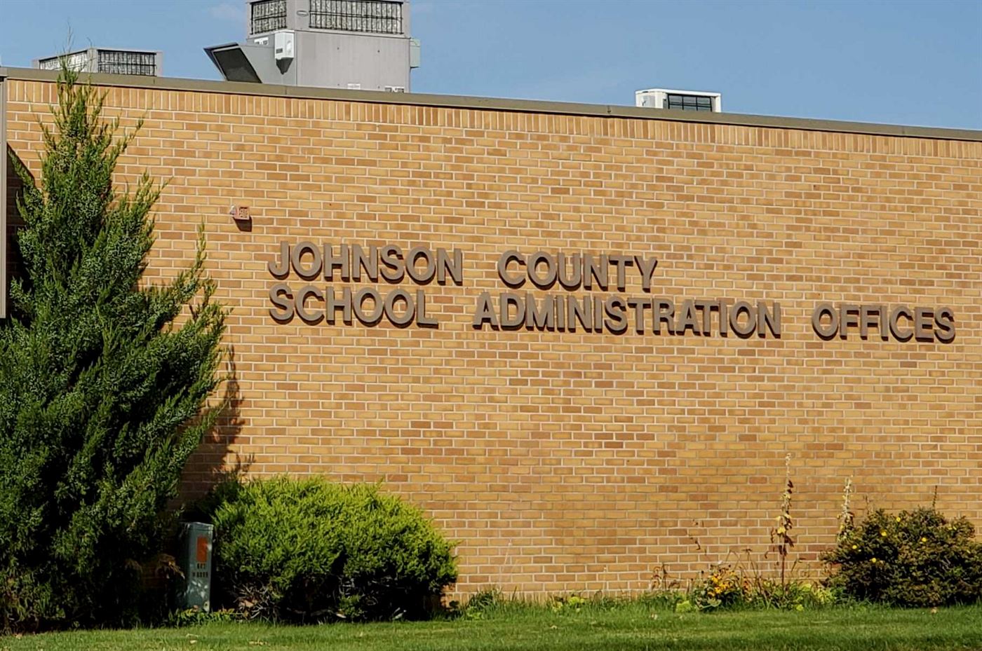 JCSD1 Board Approves Employment Report for October – Sheridan Media