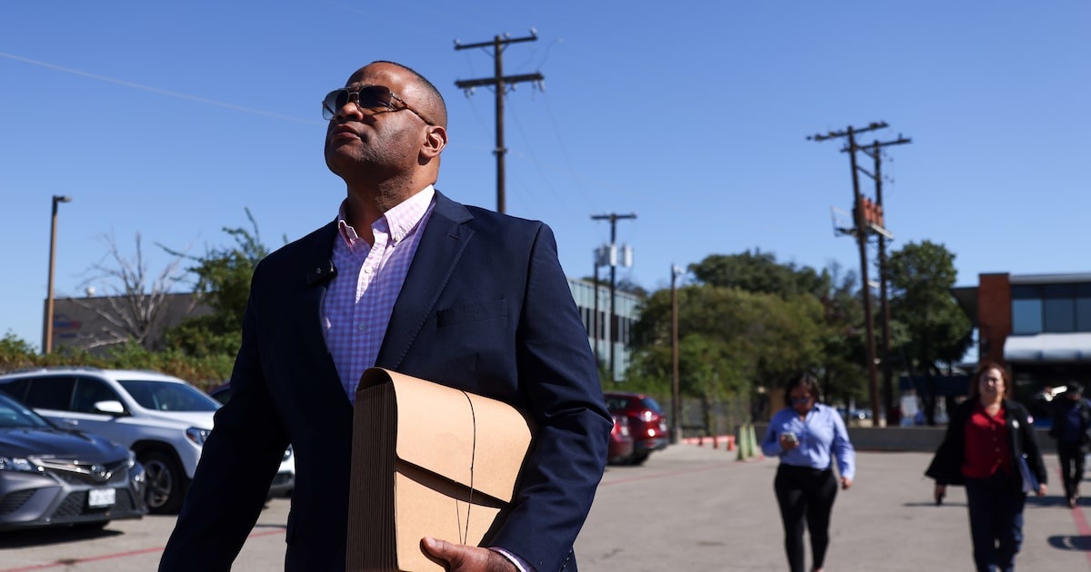 Rep. Veasey demands answers during visit to Dallas ICE office about alleged violations