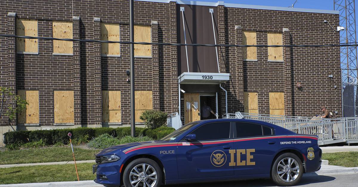 Cook County Public Defender’s Office warns ICE courthouse arrests are spreading across Chicago region – Shaw Local