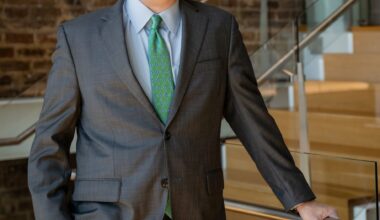 Southside Bancshares names Keith Donahoe as CEO, as Lee Gibson retires at end of year