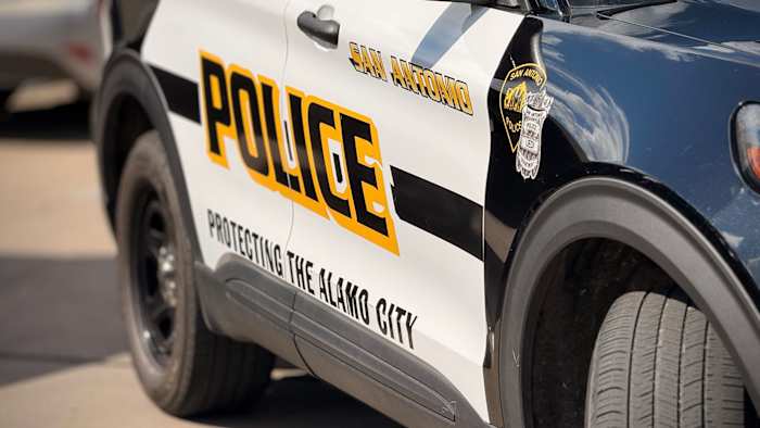 Man detained after crashing into Southwest Side store, getting into physical altercation, SAPD says