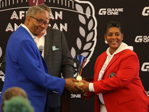 College basketball coach draws on life experience to inspire students to become leaders