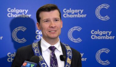 Calgary’s new mayor seeks to lower taxes, repeal rezoning - CTV News