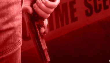 Convicted felon accused in armed robbery of 2 Phoenix gas stations