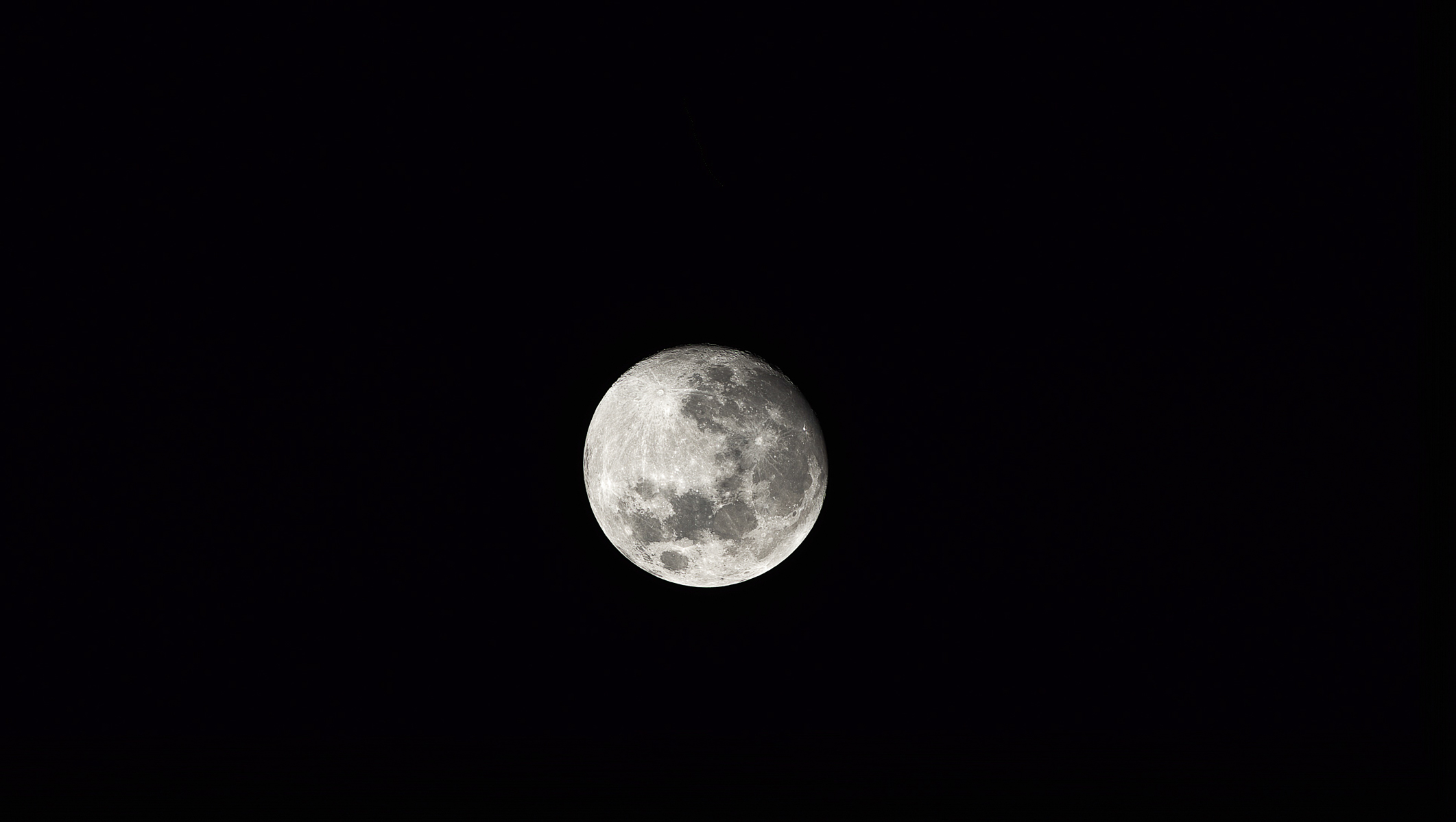 A picture of the moon taken on the DWARF 3