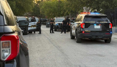 Man sustains life-threatening injuries in West Side stabbing, SAPD says