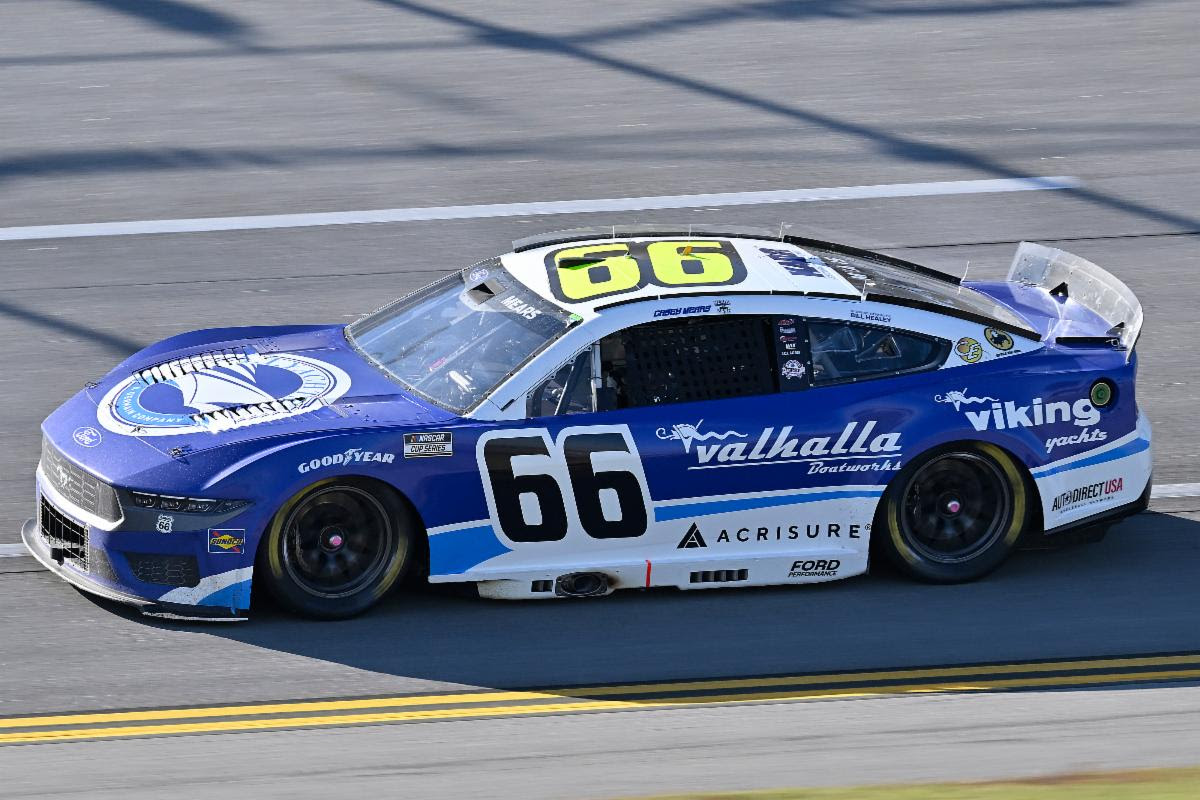 Casey Mears Hustles to 18th Place Finish in Cup Series Return at Talladega