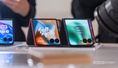 Motorola Razr 2025 series cover screens