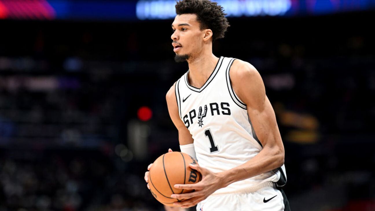 How to watch San Antonio Spurs vs Dallas Mavericks online with Sling TV, livestream