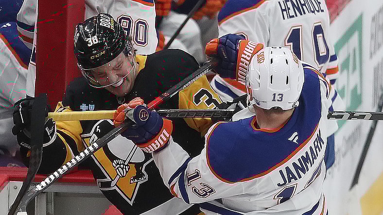 NHL: Edmonton Oilers at Pittsburgh Penguins