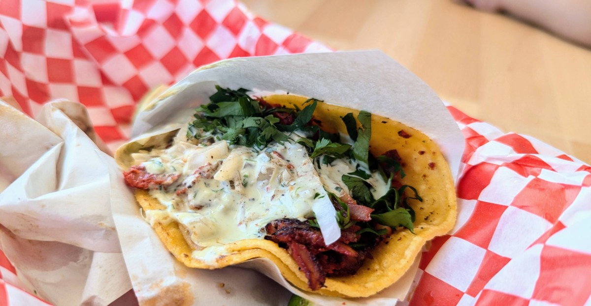 This Bright Cypress Park Stand Slings Some of Los Angeles’s Best Tijuana-Style Tacos