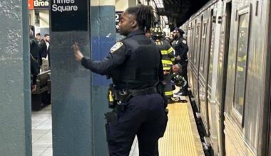 Man killed by Q train at Times Square-42nd St. subway station