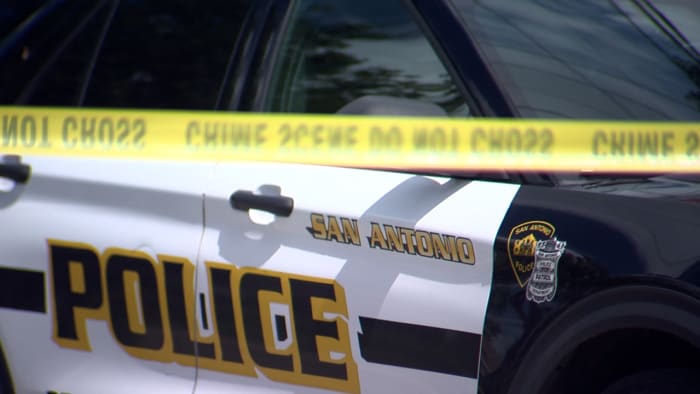 Woman hospitalized with multiple stab wounds after West Side argument, SAPD says