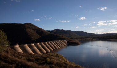 Divided council OKs steep San Diego water and sewer rate hikes – San Diego Union-Tribune