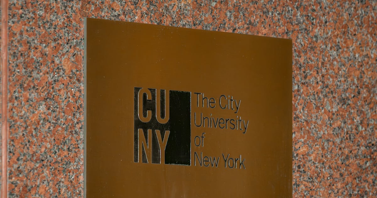 New York students can apply to nearly 130 colleges for free