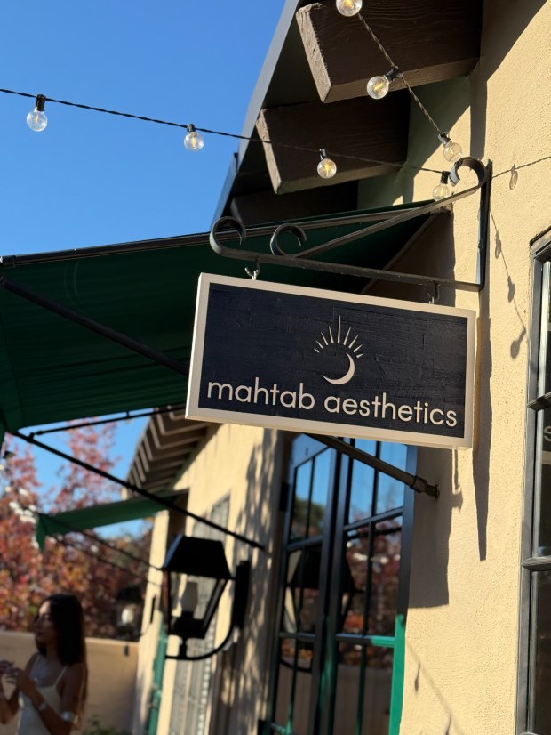 Mahtab Aesthetics Sign (Courtesy of Mahtab Aesthetics)