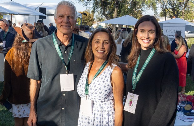 Hal Baerg, Angela Pirtle, Melissa Dempsey (Jon Clark)
