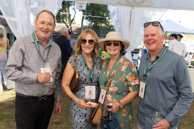 Mike and Marisa Fry, Lynnette and Bill Keady (Jon Clark)