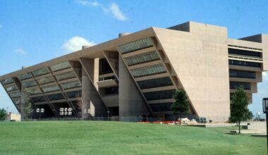 Is Dallas rushing the conversation about City Hall’s future? Serious talks start Monday