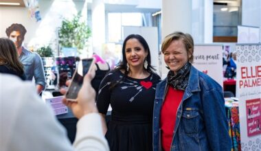 Daylong convention courts romance at the library