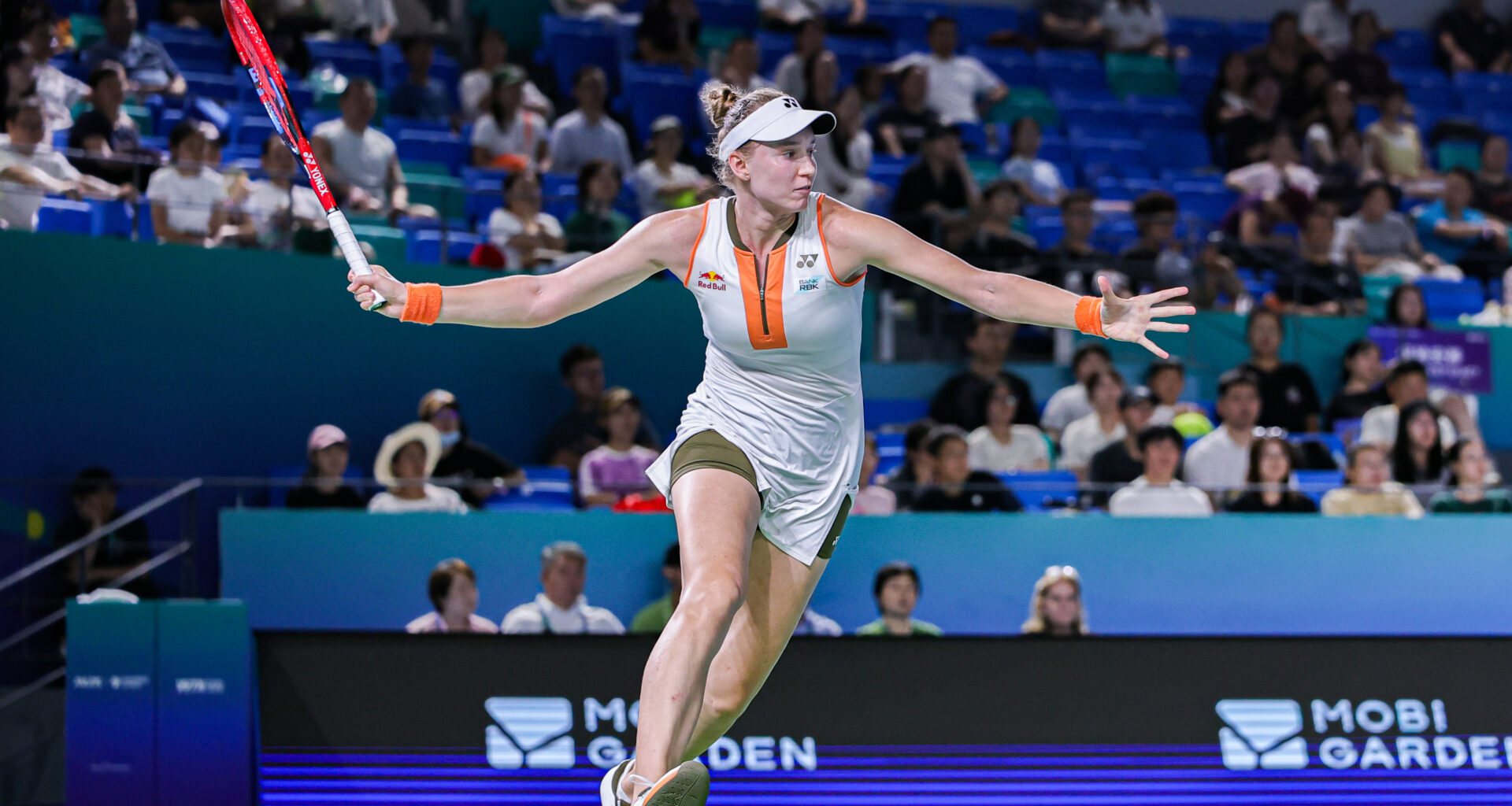 Rybakina reaches Ningbo quarterfinals, keeps WTA Finals hopes alive