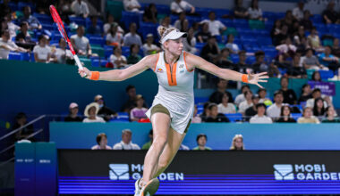 Rybakina reaches Ningbo quarterfinals, keeps WTA Finals hopes alive