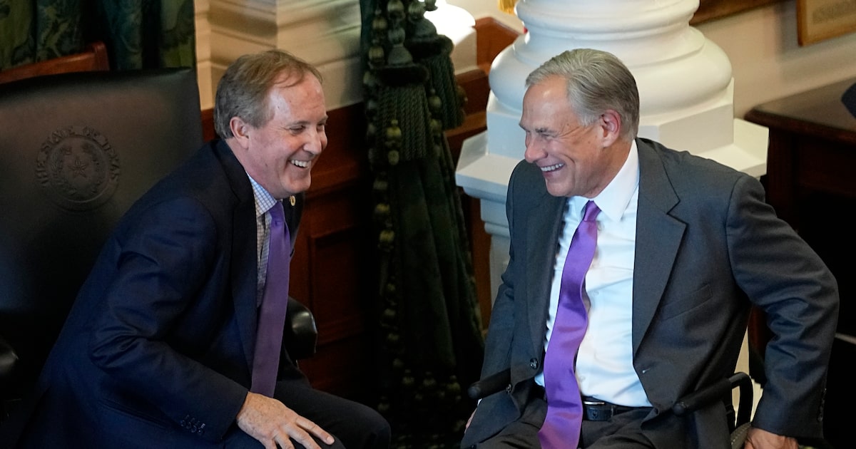 Letters to the Editor — Closed primaries, Dallas City Hall, renewable energy, State Fair