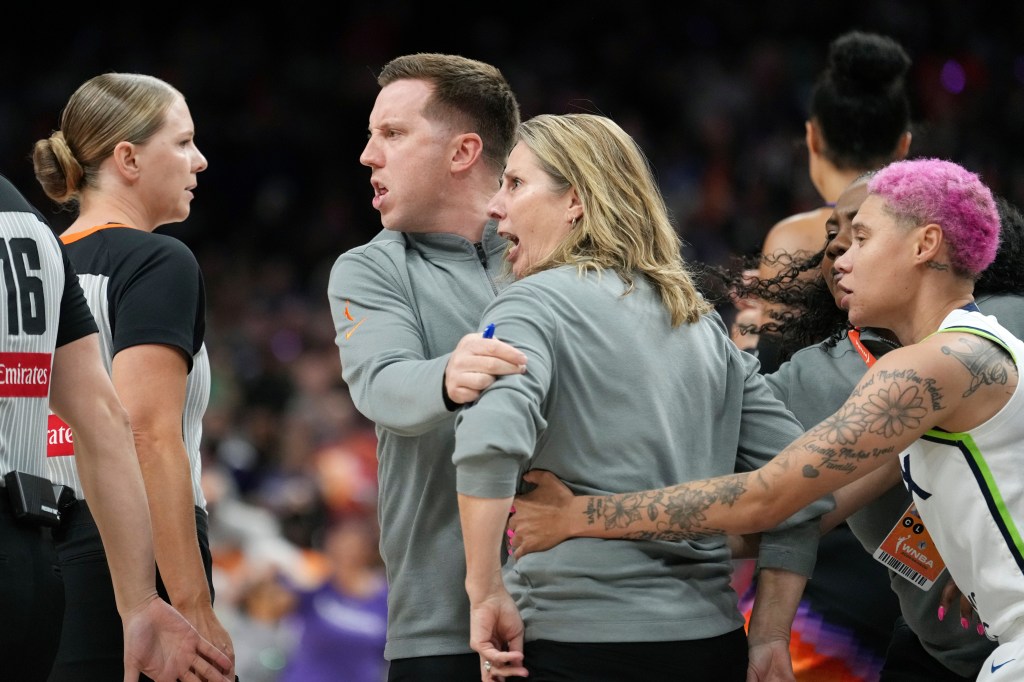 Ref criticized by Cheryl Reeve onto NBA