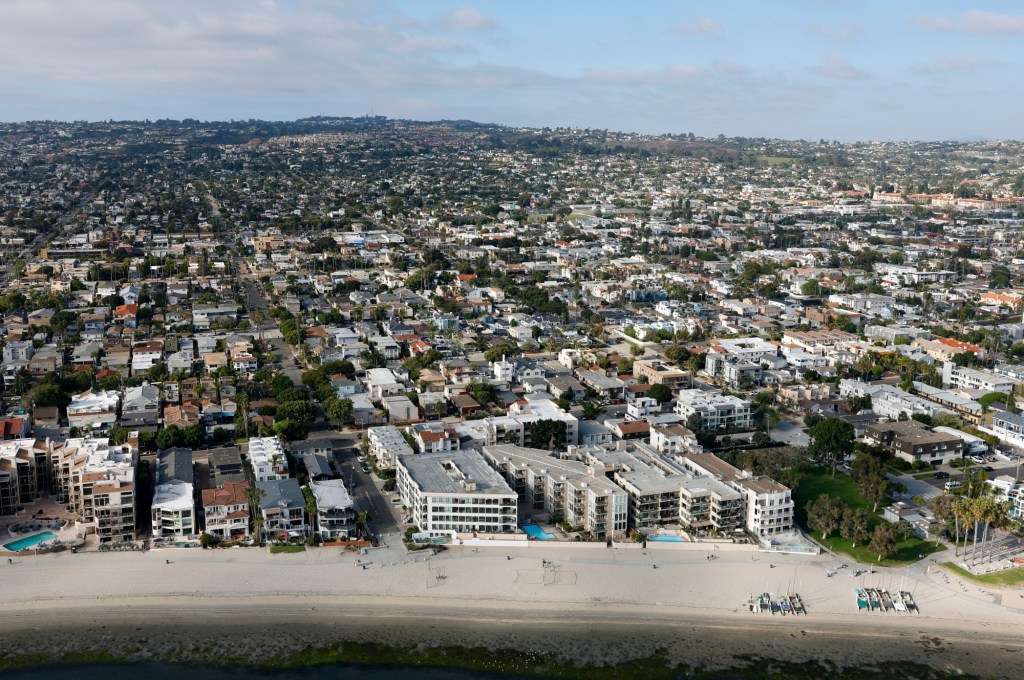 Councilmembers advance plan for vacation-home tax ballot measure, with some big reservations – San Diego Union-Tribune