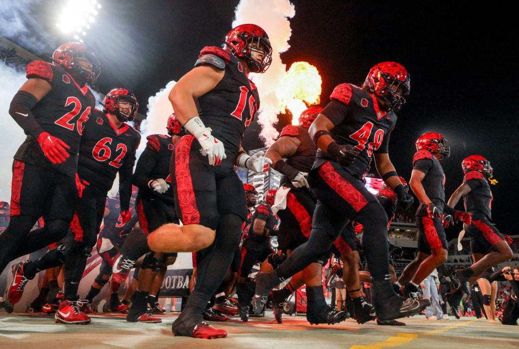 San Diego State, Fresno State on the upswing as they prepare to change conferences