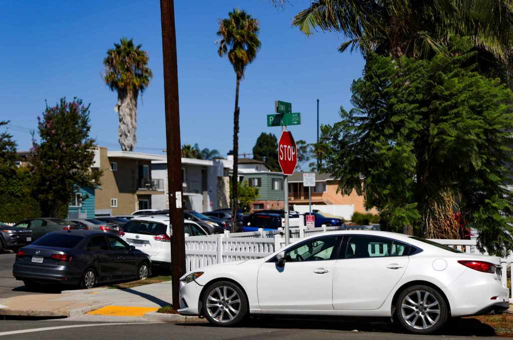 San Diego has ticketed thousands of cars for parking too close to intersections. Here’s where. – San Diego Union-Tribune