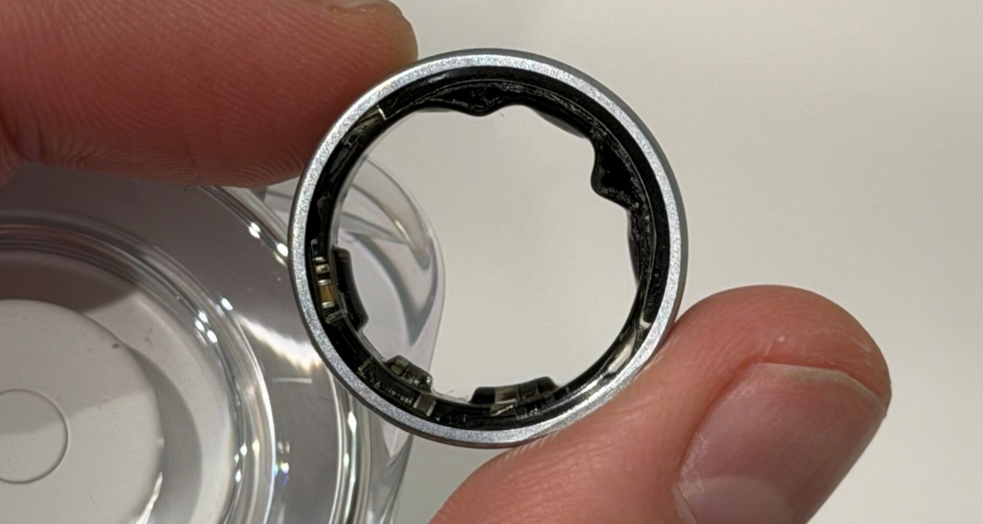 Samsung Galaxy Ring Battery Swelling Feature Image 2