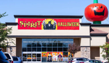 Spirit Halloween Reopens 1,500 Costume Stores In North America For 2025 — Including About 50 In Los Angeles