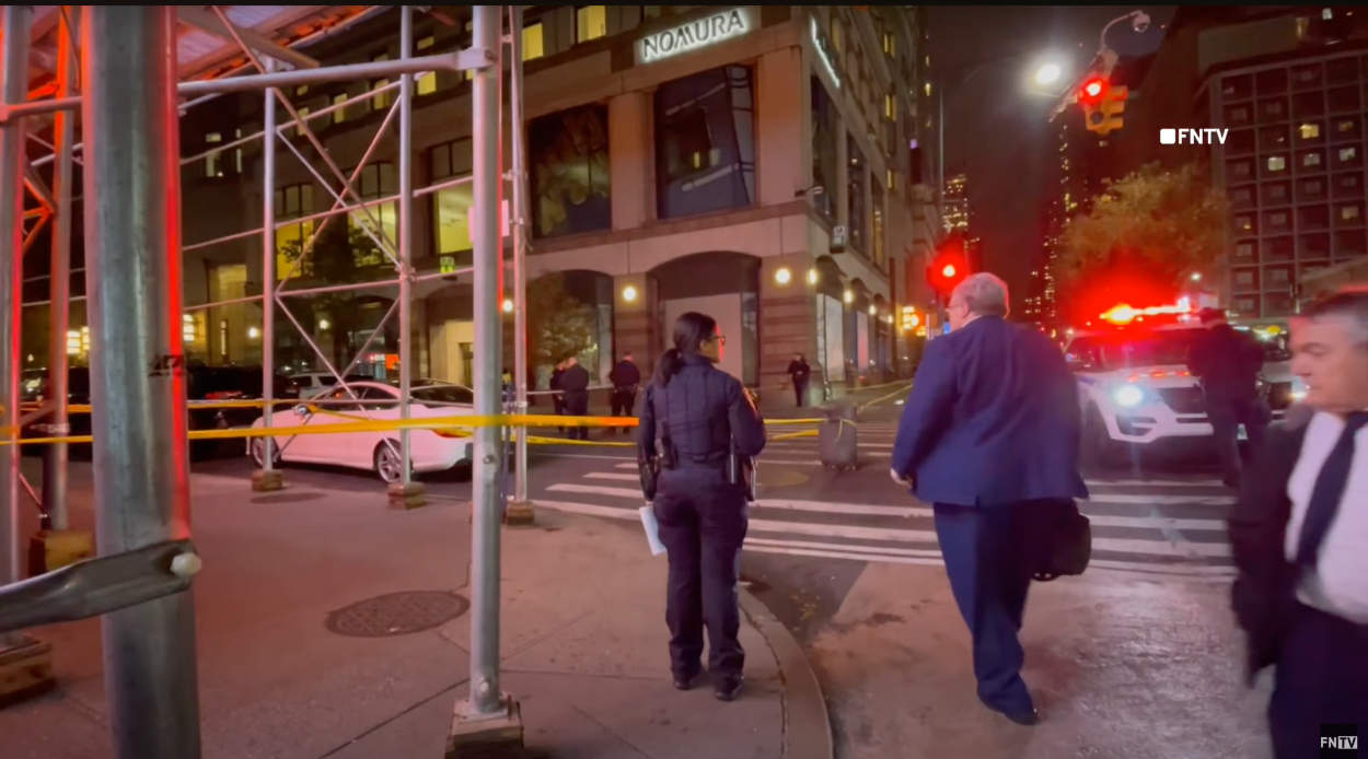 Stabbing Worldwide Plaza