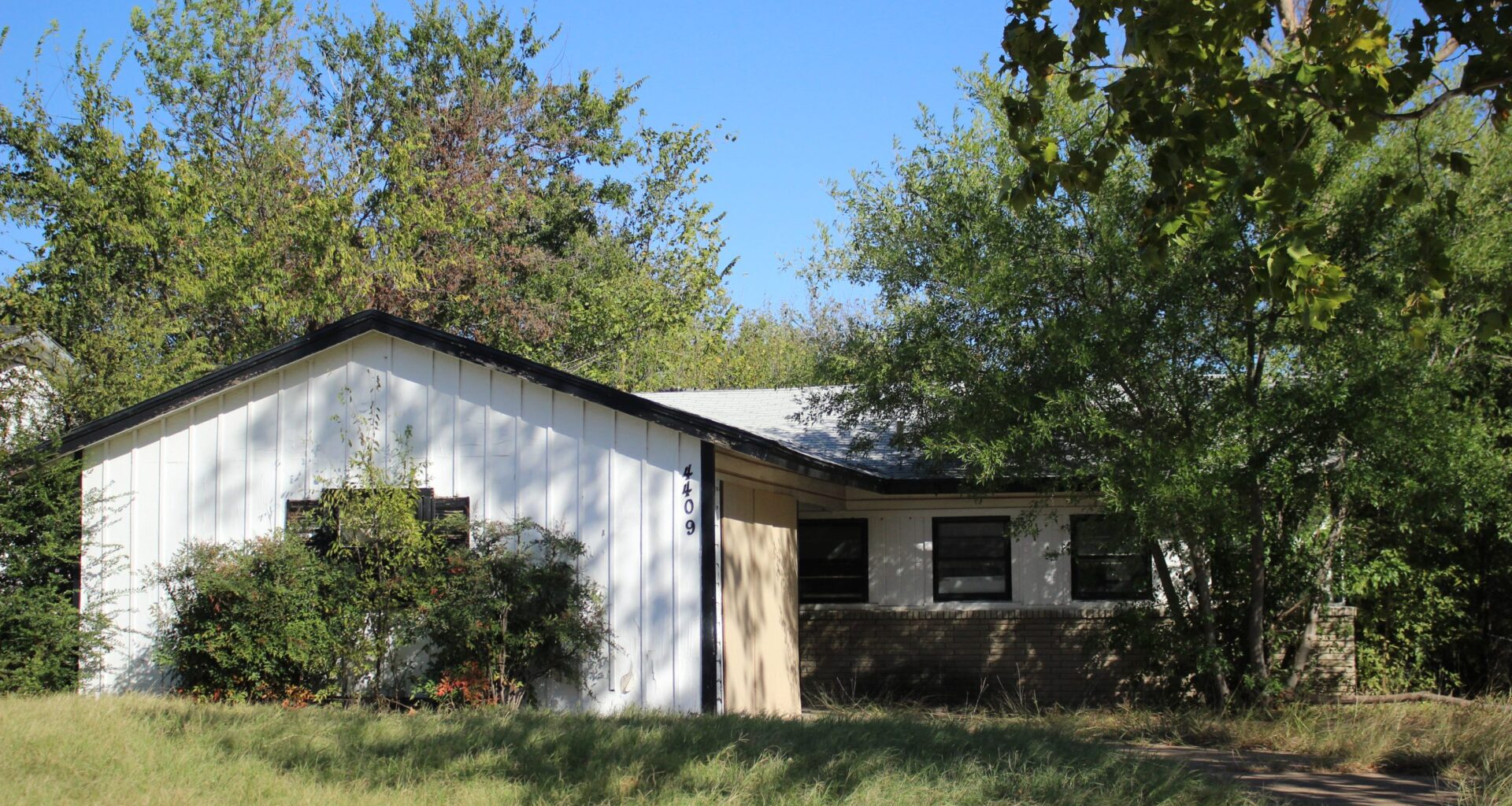 Fires remain hot topic at Fort Worth’s Building Standards Commission