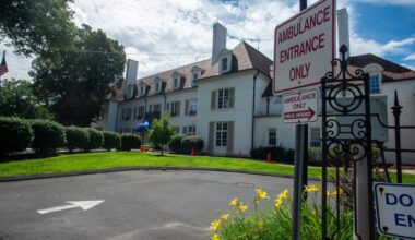 Hartford Healthcare wins bid to but struggling CT hospitals