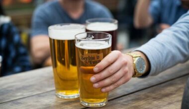 The 2025 san antonio beer festival celebrates 20 years of craft brews, live music, and oktoberfest fun, boosting tourism and showcasing texas’s beer culture.