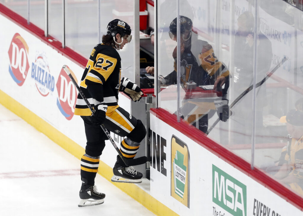 Penguins To Waive Ryan Graves