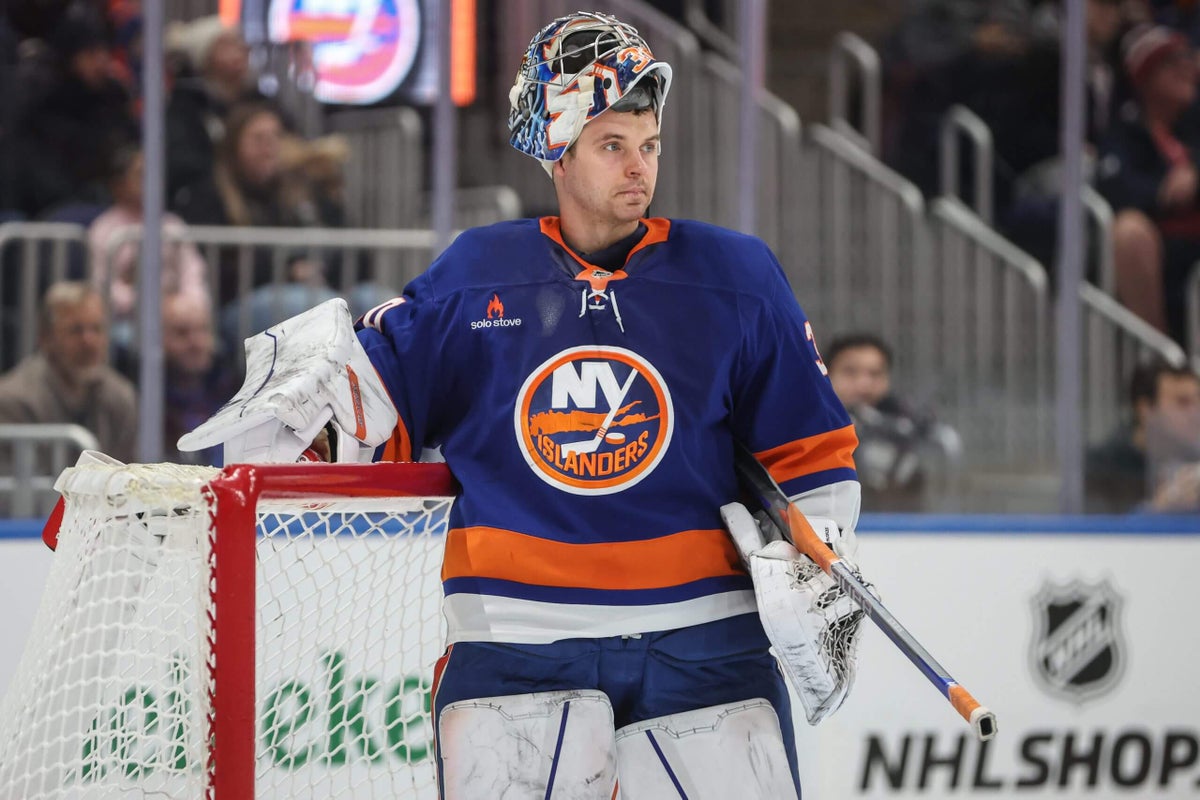 Islanders fire goalie coach, promote Ilya Sorokin’s ex-KHL coach from AHL to serve in role