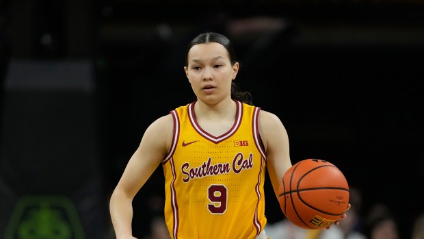 Kayleigh Heckel is coming cross country, departing Southern Cal and joining the UConn women's basketball team for the 2025-26 season. (AP Photo/Charlie Neibergall)