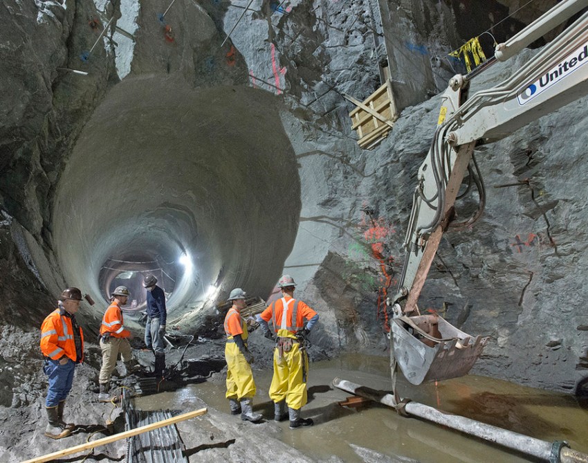 City Hall must take a bigger role for subways and buses