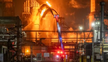 Massive fire breaks out in jet fuel unit at Chevron’s Los Angeles refinery