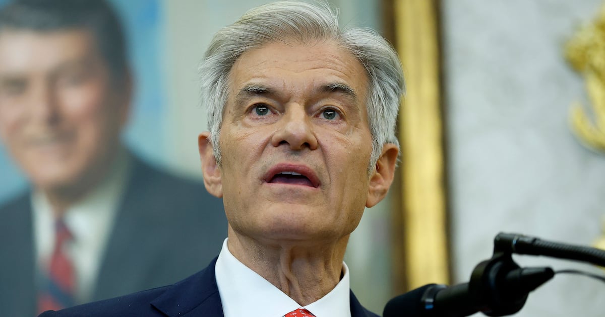 Dr. Oz Makes Wild Claim About Rising Healthcare Premiums