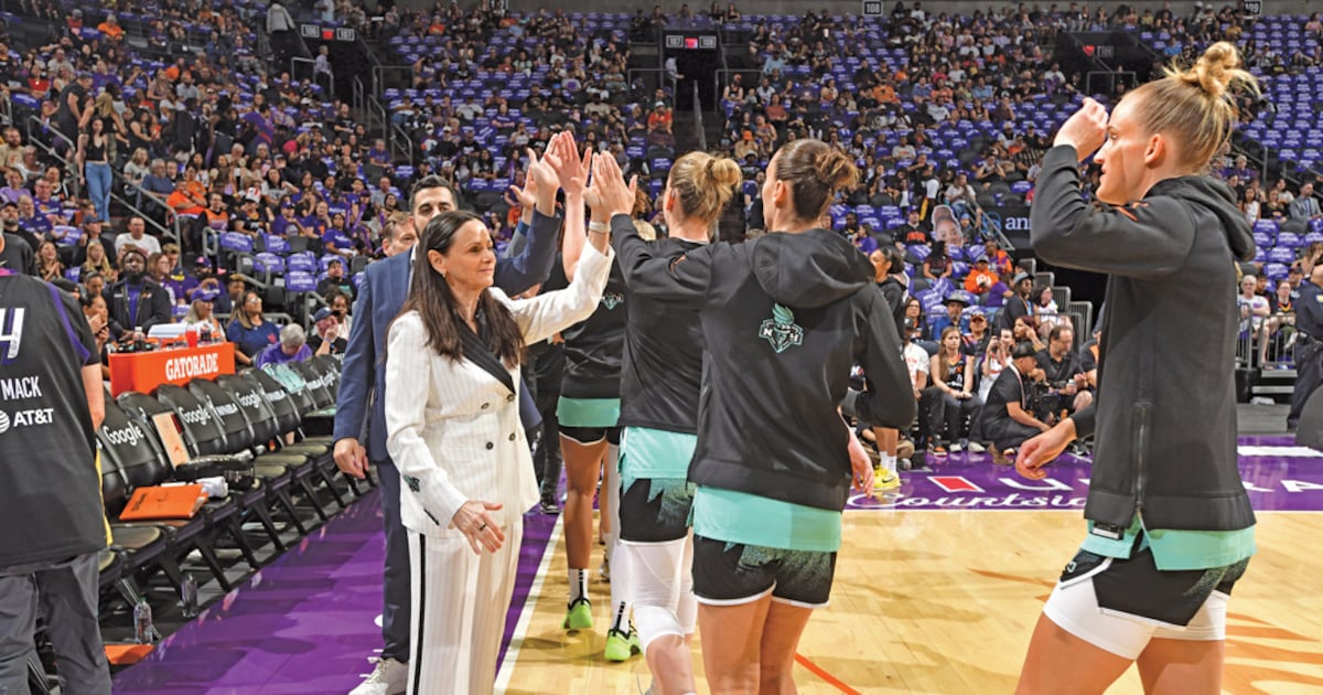 Maturation of WNBA includes side effect of head-scratching front-office decisions