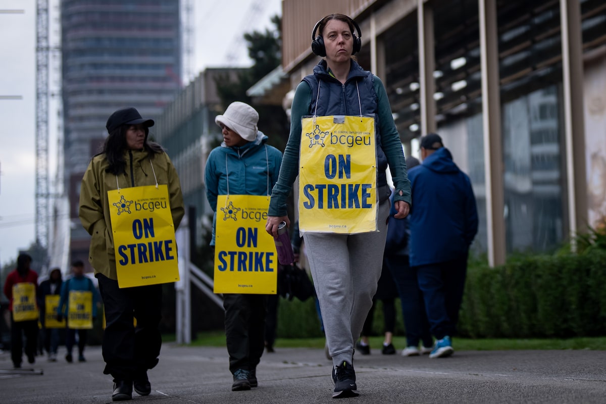 B.C., public service union reach tentative deal