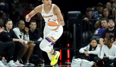 alyssa thomas dribbling