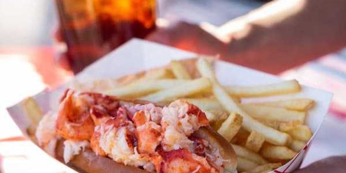 Angie's Lobster brings $9.99 lobster rolls to Dallas
